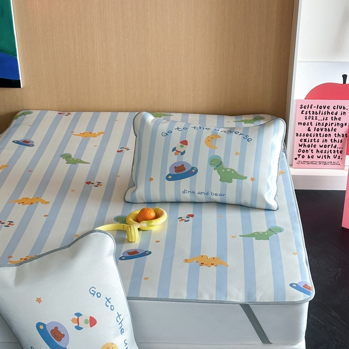 91家纺网 家纺一手货源 找家纺 时年 2024新款7A抗菌数码印花冰丝凉席（充值会员优惠10元） 恐龙乐园