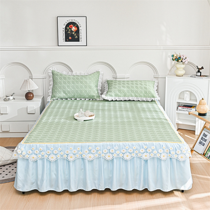 91家纺网 家纺一手货源 找家纺 共鸣沙发垫 2024新款A类凉感冰豆豆透气小菊花床裙系列 床裙冰豆小菊花浅绿