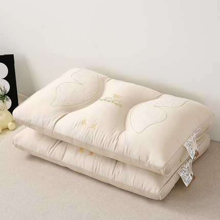 91家纺网 家纺一手货源 找家纺 梦叶草 2024新款周庄梦蝶蚕丝蛋白枕 周庄梦蝶蚕丝枕-橡木咖48*74cm/只