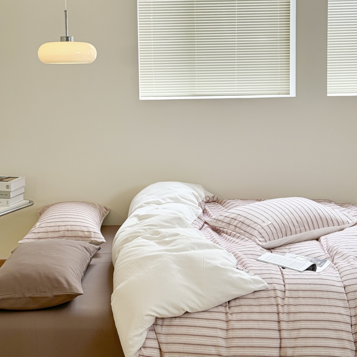 91家纺网 家纺一手货源 找家纺 玛奇朵 新款全棉色织立体提花四件套-海街日记 海街日记-红咖（搭配咖色床单）