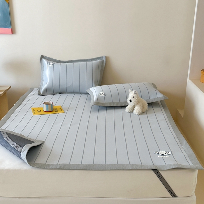 91家纺网 家纺一手货源 找家纺 时年 2024新款7A抗菌提花毛巾绣冰丝凉席（充值会员优惠10元） 冰丝毛巾绣-可爱修狗