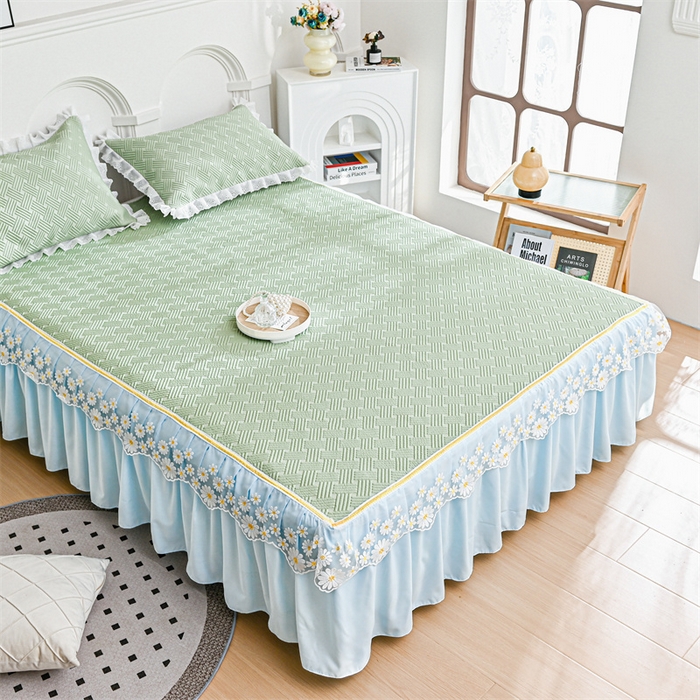 91家纺网 家纺一手货源 找家纺 共鸣沙发垫 2024新款A类凉感冰豆豆透气小菊花床裙系列 床裙冰豆小菊花浅绿