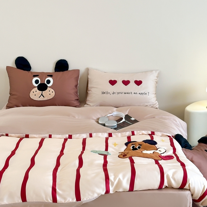 91家纺网 家纺一手货源 找家纺 黛舒家居 2024新款天丝条纹款四件套 面包熊