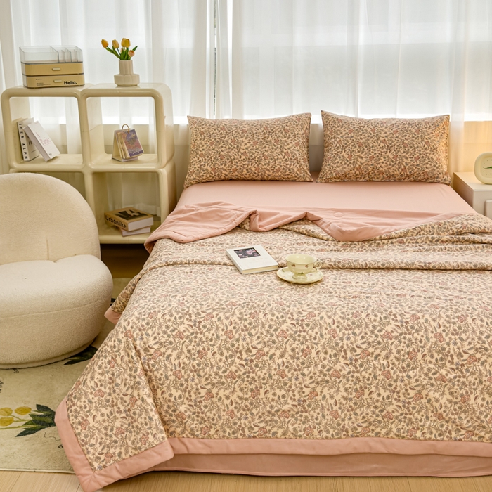 91家纺网 家纺一手货源 找家纺 金丝鸟家纺 2024新款全棉棉花夏被四件套 粉色花纹