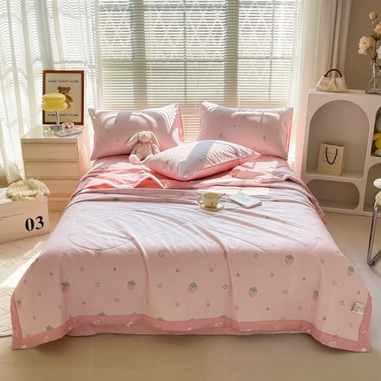 91家纺网 家纺一手货源 找家纺 沐辰家居-2024新款A类印花款全棉夏被 A类棉花被-粉点草莓