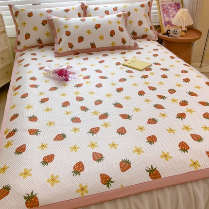 布卢姆床垫 新款A类数码印花冰藤席夏凉席--床席款 草莓园