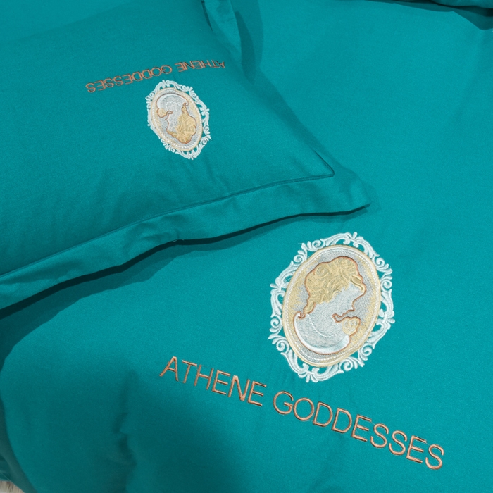 91家纺网 家纺一手货源 找家纺 艾迪尚家纺 2025新款纯色生态磨毛绣花单床笠 艾薇儿-复古兰