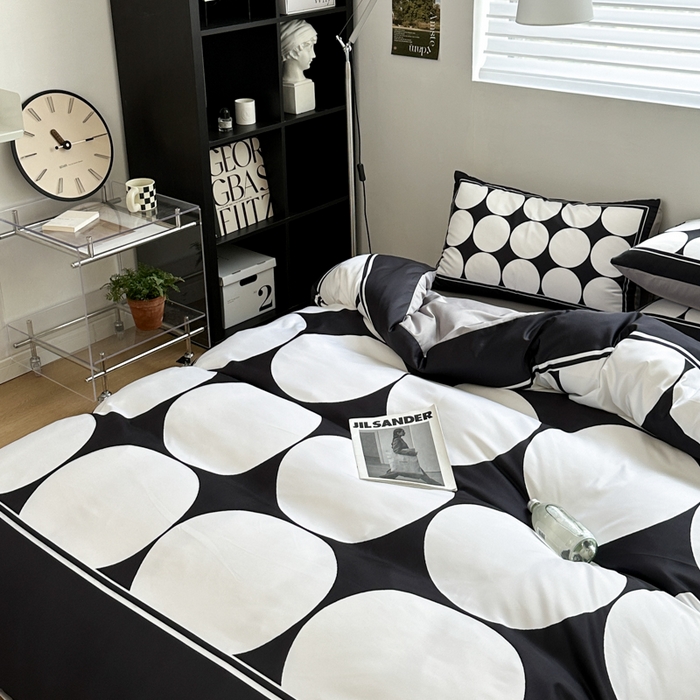 91家纺网 家纺一手货源 找家纺 摩卡 2024春夏新品进口水洗真丝现代简约系列四件套 圆舞曲-黑