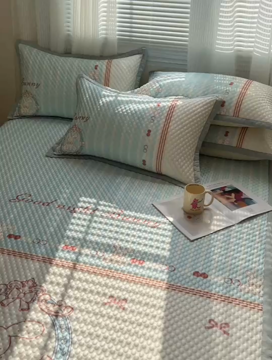 91家纺网 家纺一手货源 找家纺 顾里家纺 2024 新款凉豆豆印花席 蝴蝶结兔