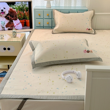 91家纺网 家纺一手货源 找家纺 昔可家纺 2024新款大版数码印花养生冰藤席 缤纷曲奇