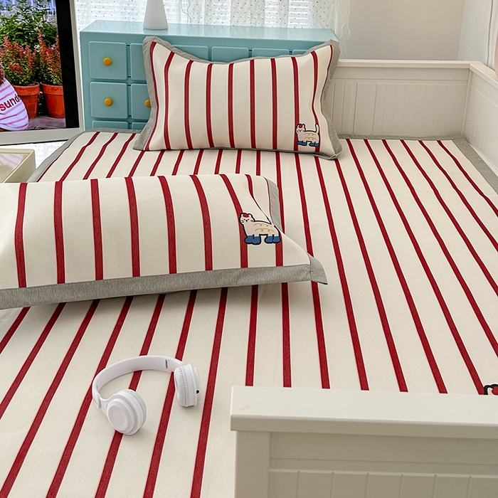 91家纺网 家纺一手货源 找家纺 昔可家纺 2024新款大版数码印花养生冰藤席 苹果猫咪