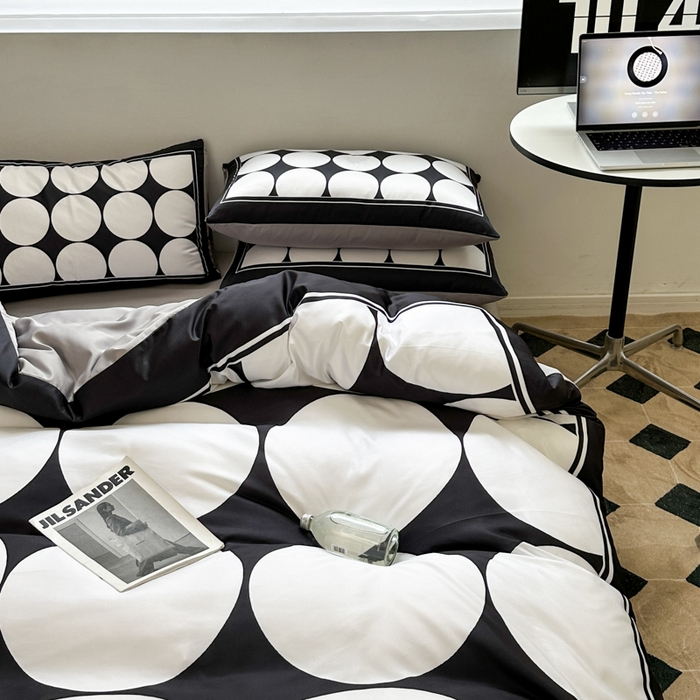 91家纺网 家纺一手货源 找家纺 摩卡 2024春夏新品进口水洗真丝现代简约系列四件套 圆舞曲-黑