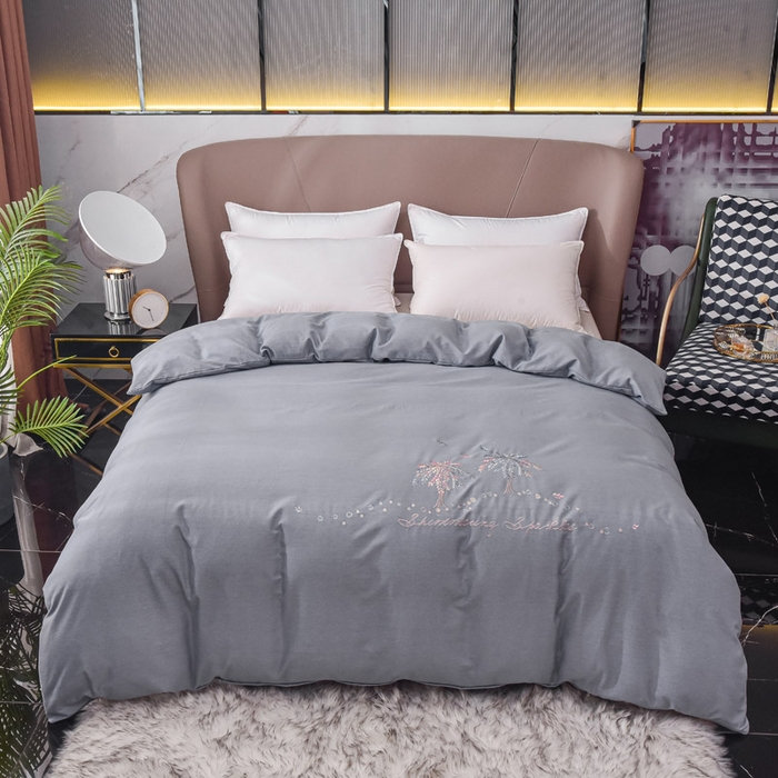 91家纺网 家纺一手货源 找家纺 艾迪尚家纺 2025新款纯色生态磨毛绣花单床单 幸福树-浅灰