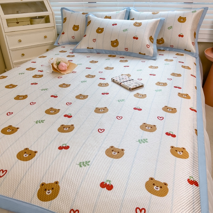 91家纺网 家纺一手货源 找家纺 布卢姆床垫 新款A类数码印花冰藤席夏凉席--床席款 樱桃熊