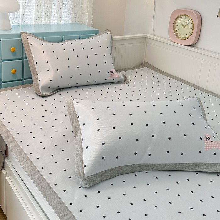 91家纺网 家纺一手货源 找家纺 昔可家纺 2024新款大版数码印花养生冰藤席 波点兔