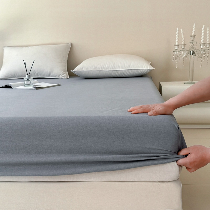 91家纺网 家纺一手货源 找家纺 艾迪尚家纺 2025新款纯色生态磨毛绣花单床笠 幸福树-浅灰