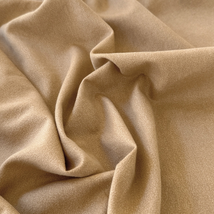 91家纺网 家纺一手货源 找家纺 艾迪尚家纺 2025新款纯色生态磨毛绣花单床笠 麋鹿-驼色