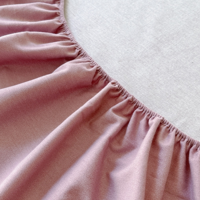 91家纺网 家纺一手货源 找家纺 艾迪尚家纺 2025新款纯色生态磨毛绣花单床笠 麋鹿-豆沙