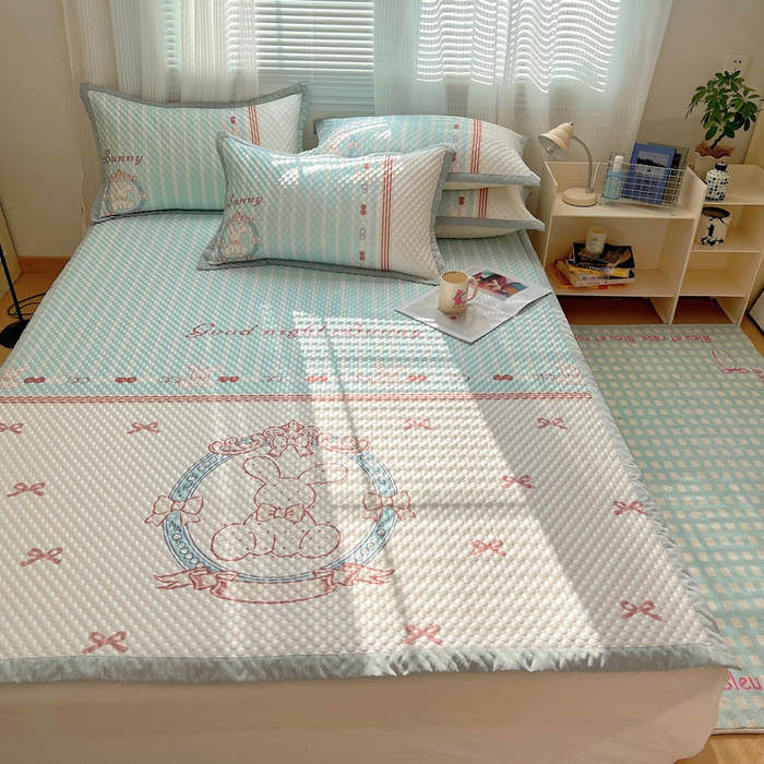 91家纺网 家纺一手货源 找家纺 顾里家纺 2024 新款凉豆豆印花席 蝴蝶结兔