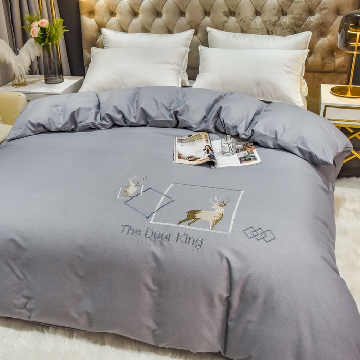 91家纺网 家纺一手货源 找家纺 艾迪尚家纺 2025新款纯色生态磨毛绣花四件套 麋鹿-高级灰