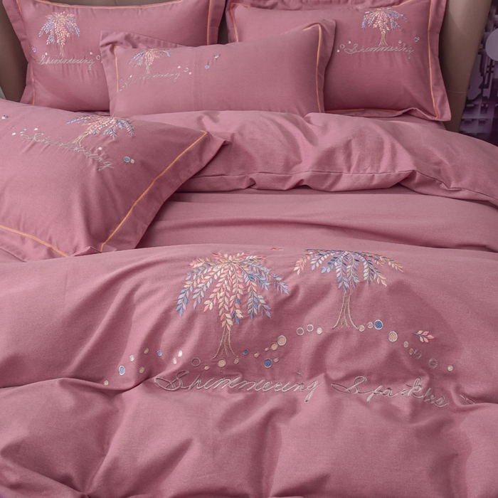 91家纺网 家纺一手货源 找家纺 艾迪尚家纺 2025新款纯色生态磨毛绣花单床笠 幸福树-豆沙