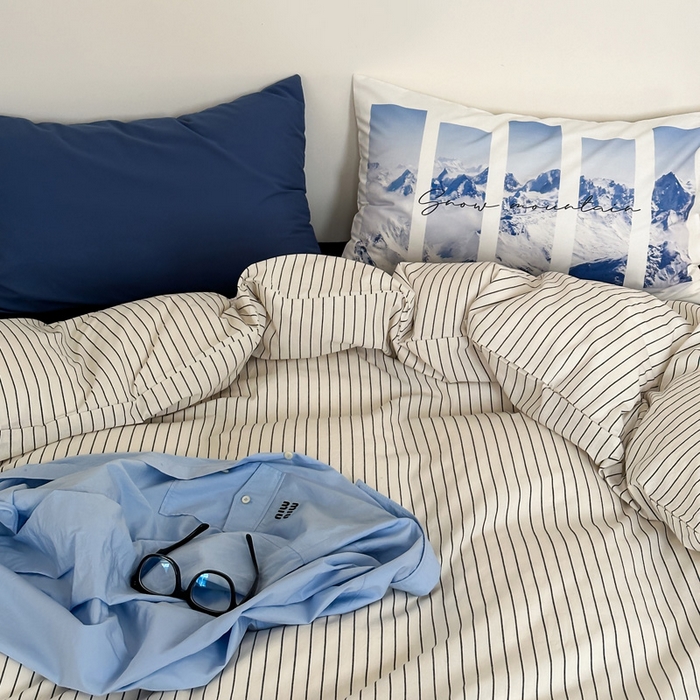 91家纺网 家纺一手货源 找家纺 艾沁家纺 2024新款黑白简约风全棉色织水洗棉四件套  黑白条