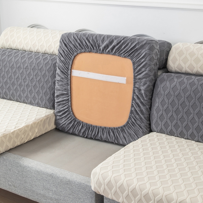 91家纺网 家纺一手货源 找家纺 千彤沙发垫 2024新款常规款拉花菱形格沙发套系列 深灰米黄