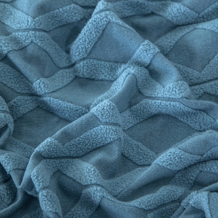 91家纺网 家纺一手货源 找家纺 千彤沙发垫 2024新款常规款拉花菱形格沙发套系列 水蓝