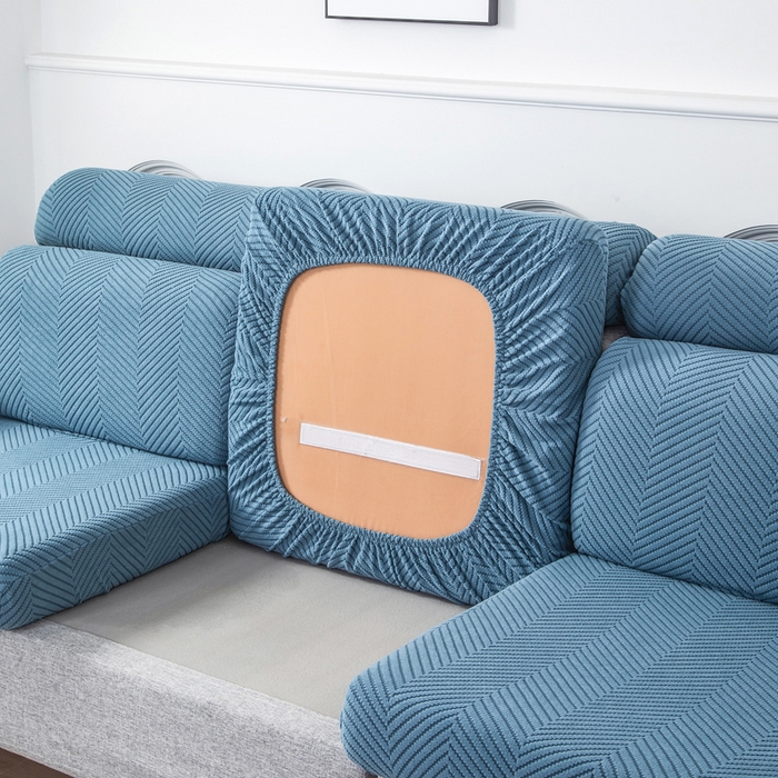 91家纺网 家纺一手货源 找家纺 千彤沙发垫 2024新款常规款拉花人字纹沙发套系列 水蓝