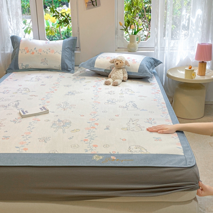 91家纺网 家纺一手货源 找家纺 慕澄2024新款A类时尚印花刺绣冰藤凉席 床笠款-家园