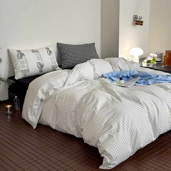 91家纺网 家纺一手货源 找家纺 艾沁家纺 2024新款黑白简约风全棉色织水洗棉四件套  小白格