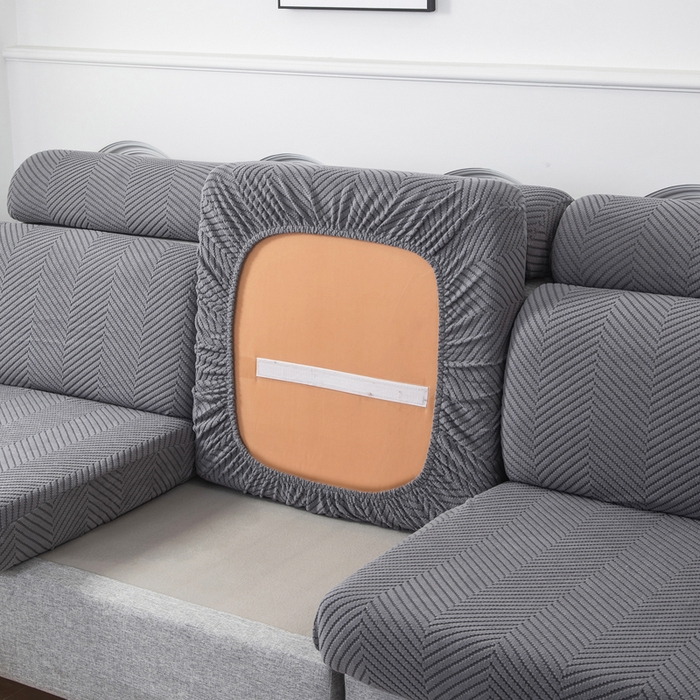 91家纺网 家纺一手货源 找家纺 千彤沙发垫 2024新款常规款拉花人字纹沙发套系列 深灰