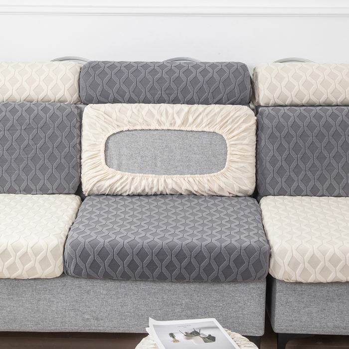 91家纺网 家纺一手货源 找家纺 千彤沙发垫 2024新款常规款拉花菱形格沙发套系列 深灰米黄