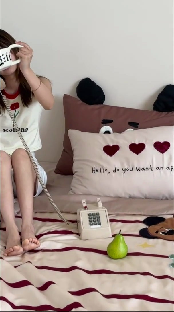 91家纺网 家纺一手货源 找家纺 黛舒家居 2024新款60支兰精天丝数码印花卡通刺绣夏被 面包熊