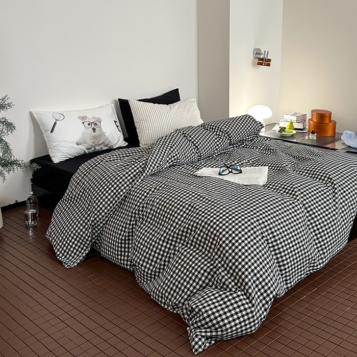 91家纺网 家纺一手货源 找家纺 （总）艾沁家纺 2024新款黑白简约风全棉色织水洗棉四件套 