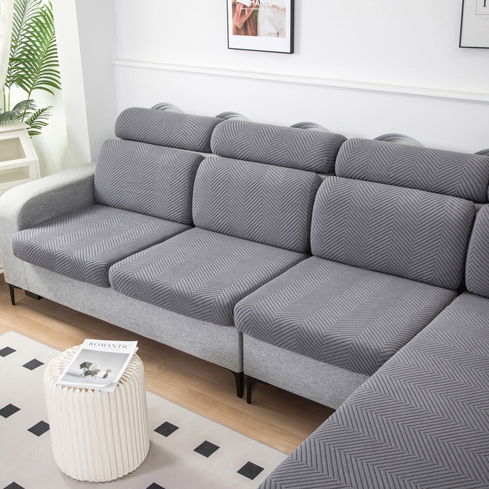 91家纺网 家纺一手货源 找家纺 千彤沙发垫 2024新款常规款拉花人字纹沙发套系列 深灰