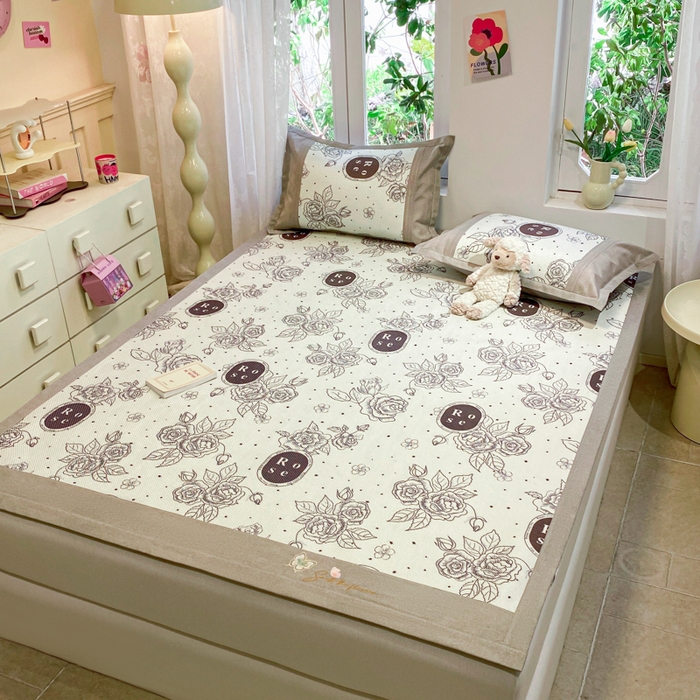 91家纺网 家纺一手货源 找家纺 慕澄2024新款A类时尚印花刺绣冰藤凉席 床席款-黑玫瑰