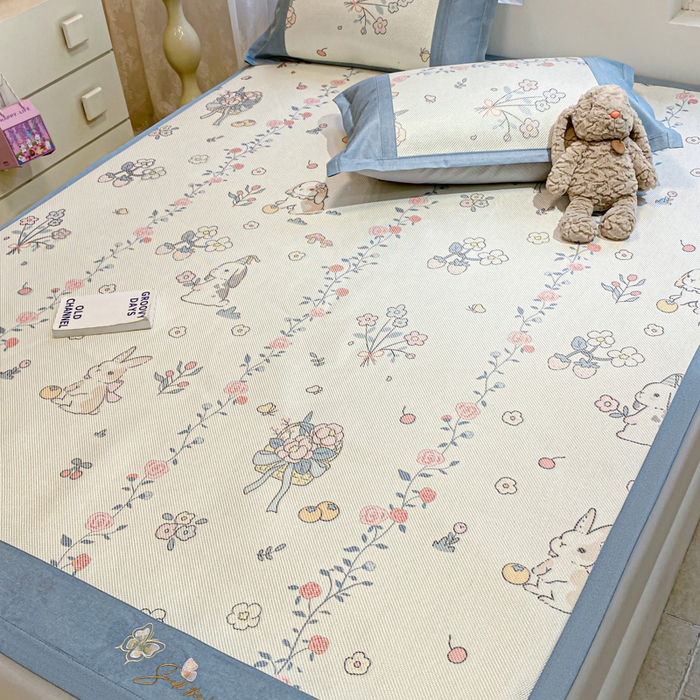 91家纺网 家纺一手货源 找家纺 慕澄2024新款A类时尚印花刺绣冰藤凉席 床席款-家园