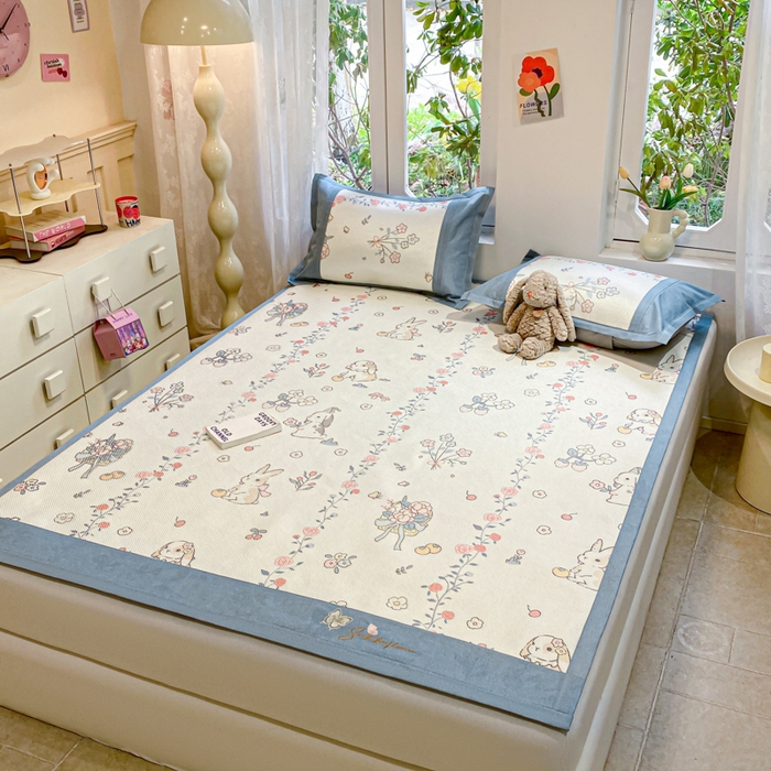 91家纺网 家纺一手货源 找家纺 慕澄2024新款A类时尚印花刺绣冰藤凉席 床席款-家园