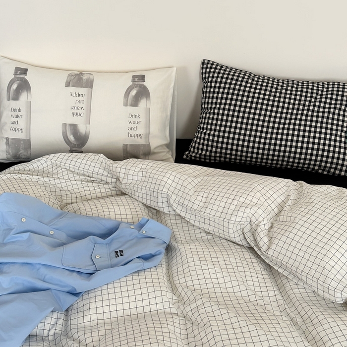 91家纺网 家纺一手货源 找家纺 艾沁家纺 2024新款黑白简约风全棉色织水洗棉四件套  小白格