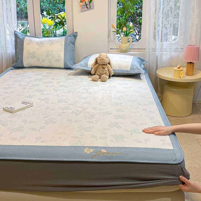 91家纺网 家纺一手货源 找家纺 慕澄2024新款A类时尚印花刺绣冰藤凉席 床笠款-叶子兔