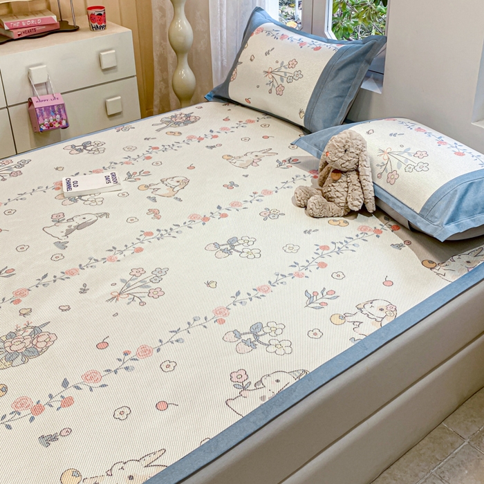 91家纺网 家纺一手货源 找家纺 慕澄2024新款A类时尚印花刺绣冰藤凉席 床席款-家园