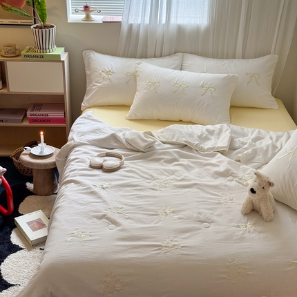 91家纺网 家纺一手货源 找家纺 （总）花伞 2024新款INS小红书毛巾绣刺绣夏被四件套（加v提供买家秀）