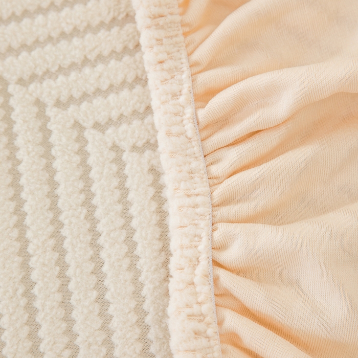 91家纺网 家纺一手货源 找家纺 千彤沙发垫 2024新款常规款拉花人字纹沙发套系列 米黄