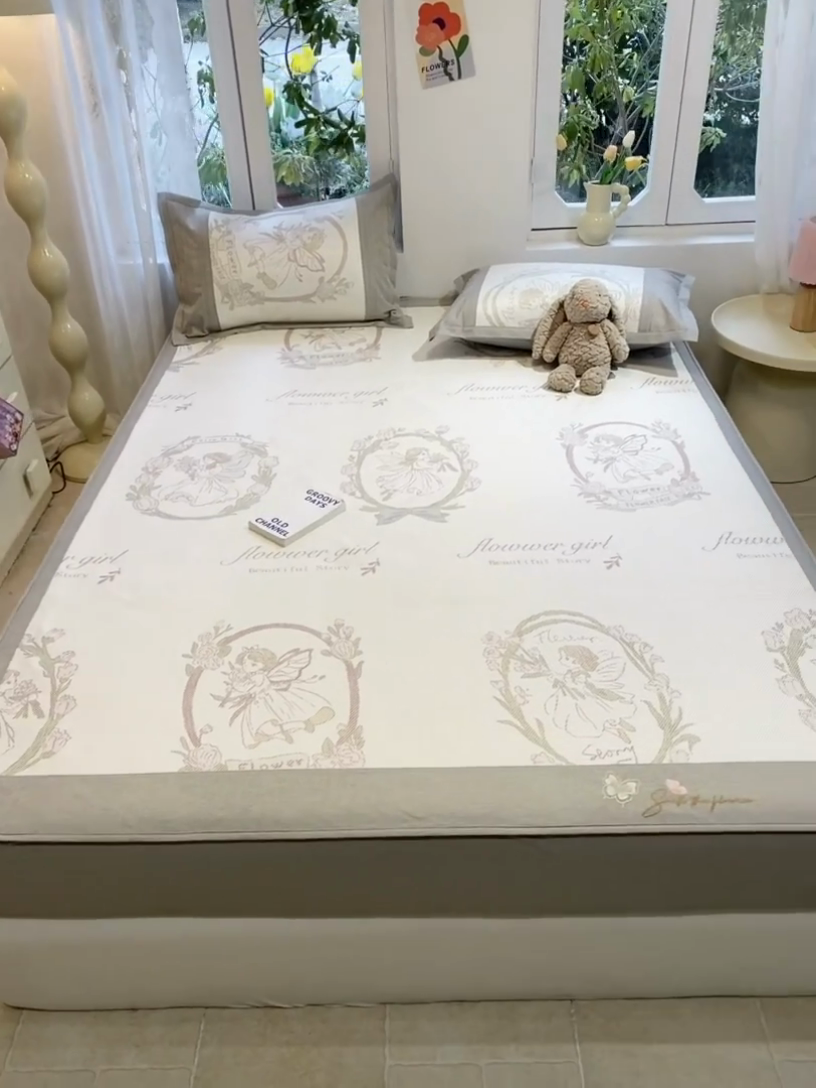 91家纺网 家纺一手货源 找家纺 慕澄2024新款A类时尚印花刺绣冰藤凉席 床笠款-花仙子