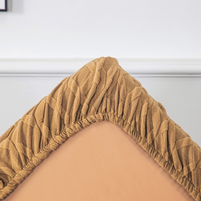 91家纺网 家纺一手货源 找家纺 千彤沙发垫 2024新款常规款拉花菱形格沙发套系列 咖色