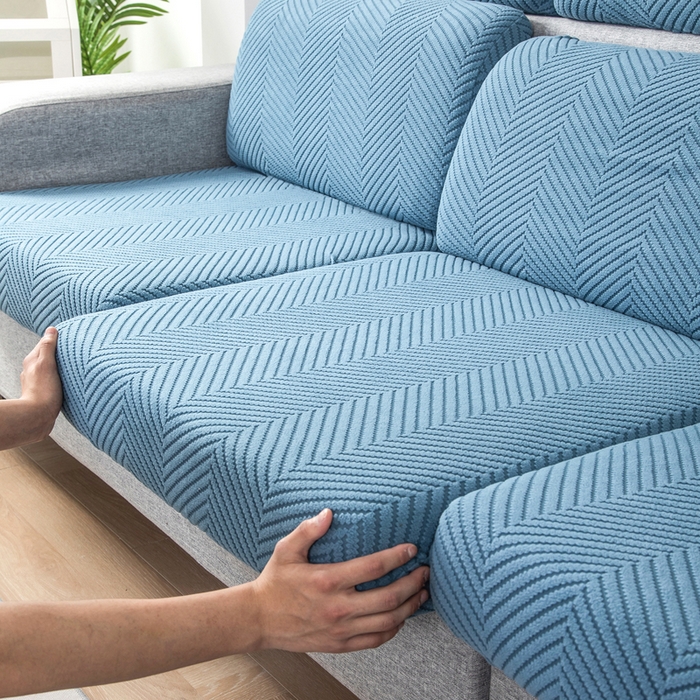 91家纺网 家纺一手货源 找家纺 千彤沙发垫 2024新款常规款拉花人字纹沙发套系列 水蓝