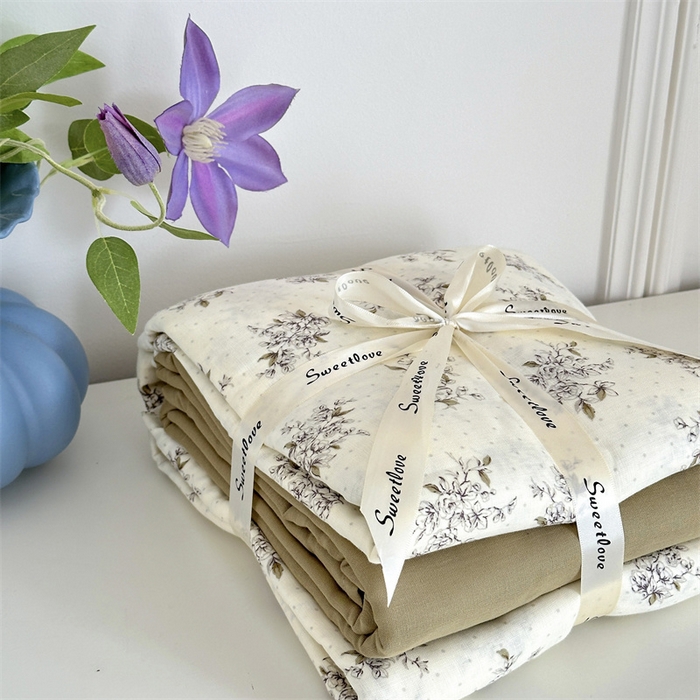 91家纺网 家纺一手货源 找家纺 曼之夏 2024新款全棉印花双层纱四件套 木棉花