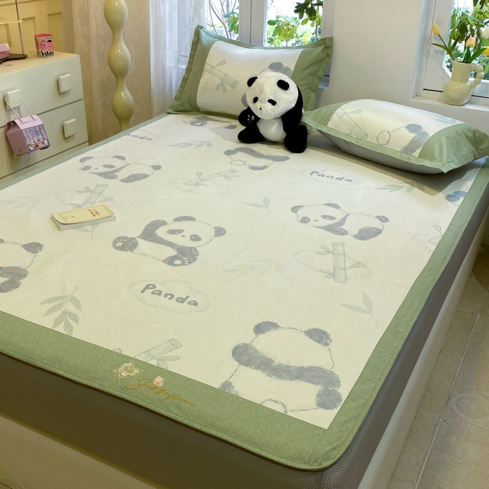 91家纺网 家纺一手货源 找家纺 慕澄2024新款A类时尚印花刺绣冰藤凉席 床笠款-熊猫戏竹