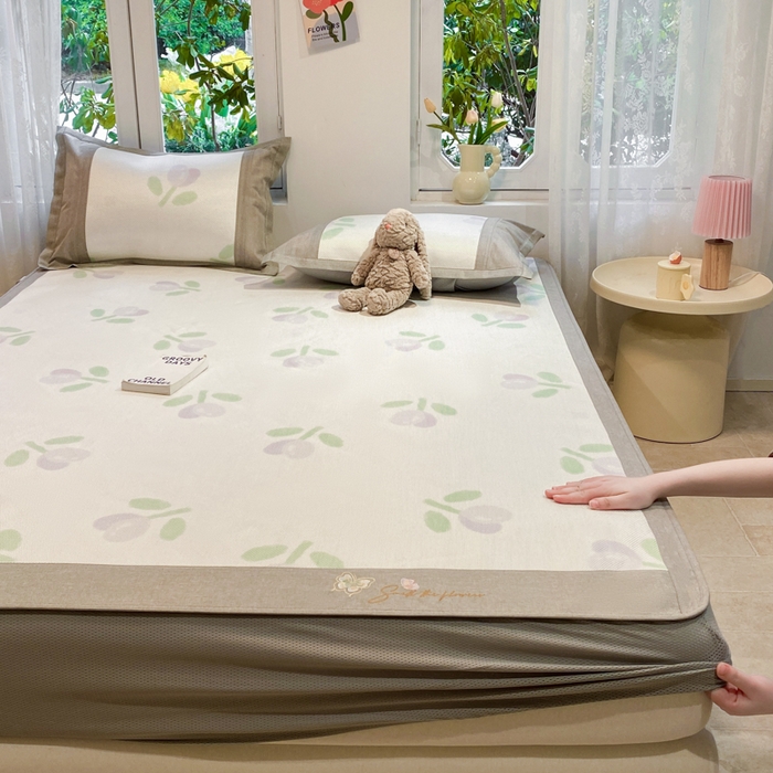 91家纺网 家纺一手货源 找家纺 慕澄2024新款A类时尚印花刺绣冰藤凉席 床笠款-紫郁